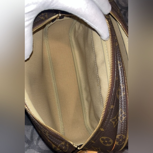 Louis Vuitton Reporter PM messenger bag - Picture 10 of 13